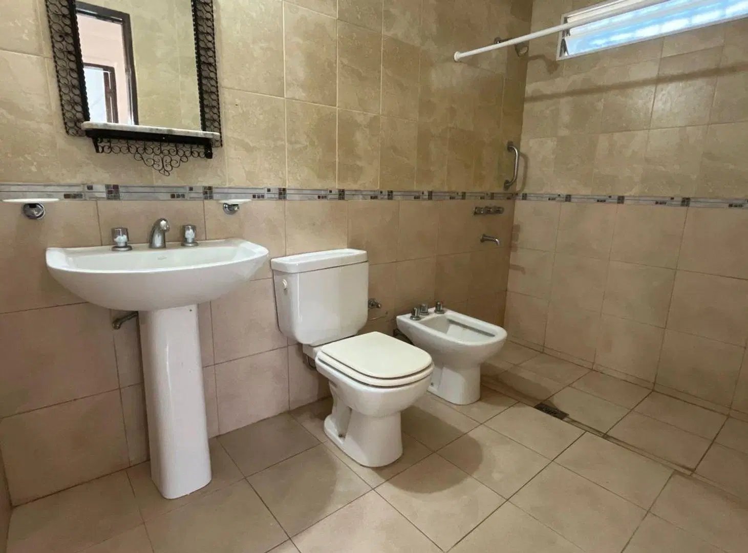VENTA CASA 3 DORM VISTA A SIERRAS HUERTA GRANDE 5