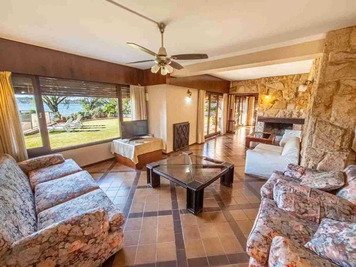 VENTA EXCLUSIVA CASA CATEGORÍA COSTA AZUL VCP 3