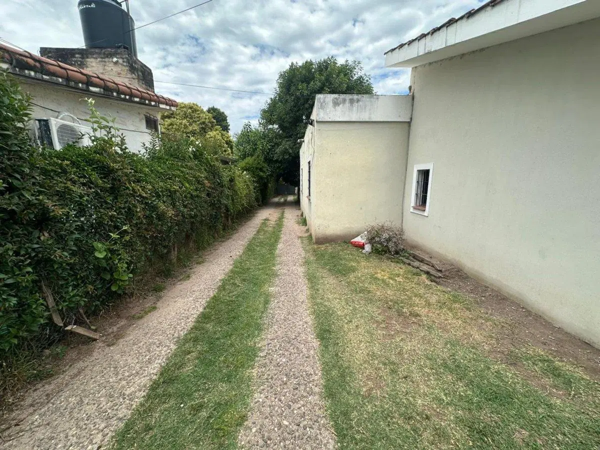 VENTA CASA 3 DOR MAS UNIDAD 2 DOR. VILLA ALLENDE 4