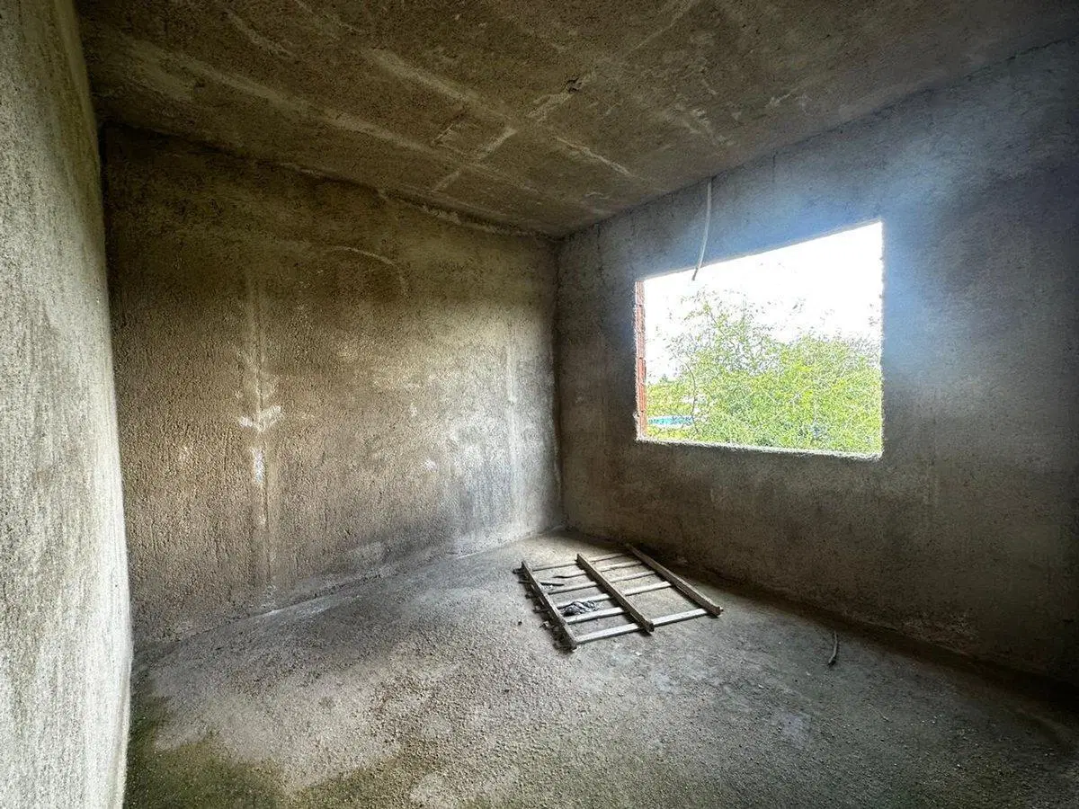 CASA EN ESTANCIA VIEJA EN CONSTRUCCIÓN CON VISTA 3