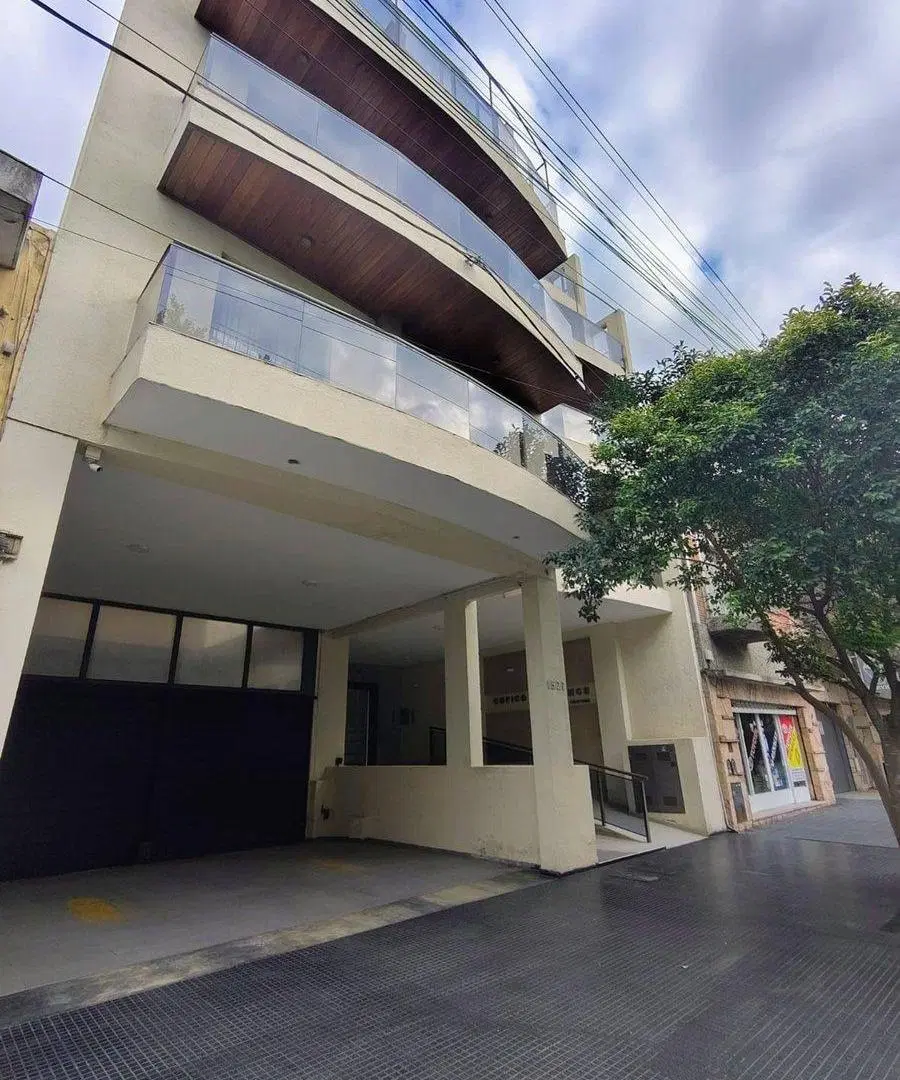 VENTA DPTO 3 DORM C COCHERA Bª COFICO 5