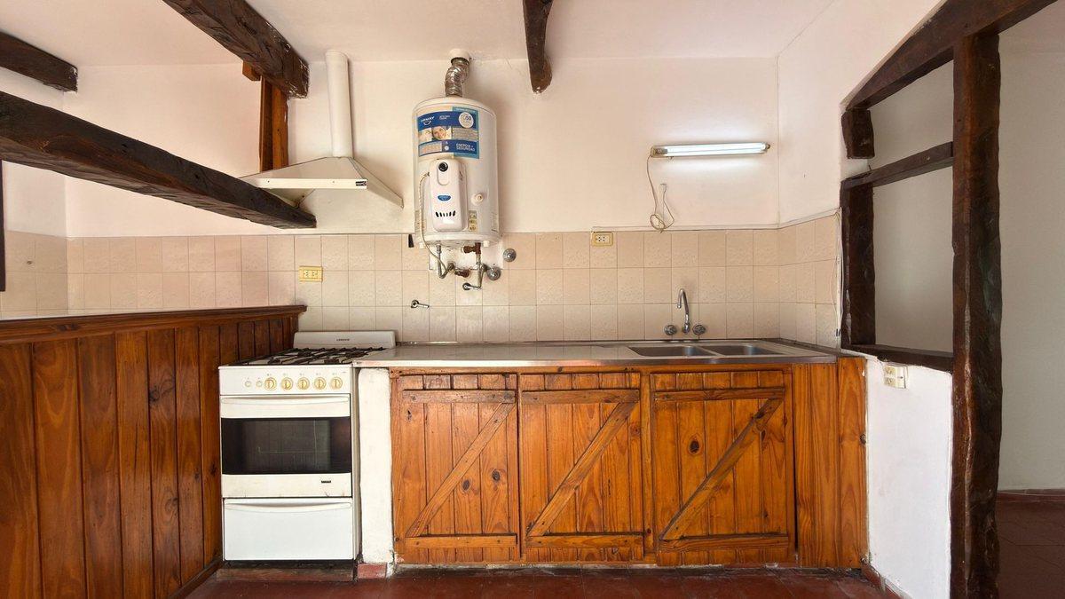 Foto de VENTA CASA 2 DORMITORIOS VILLA CABRERA, imagen 4