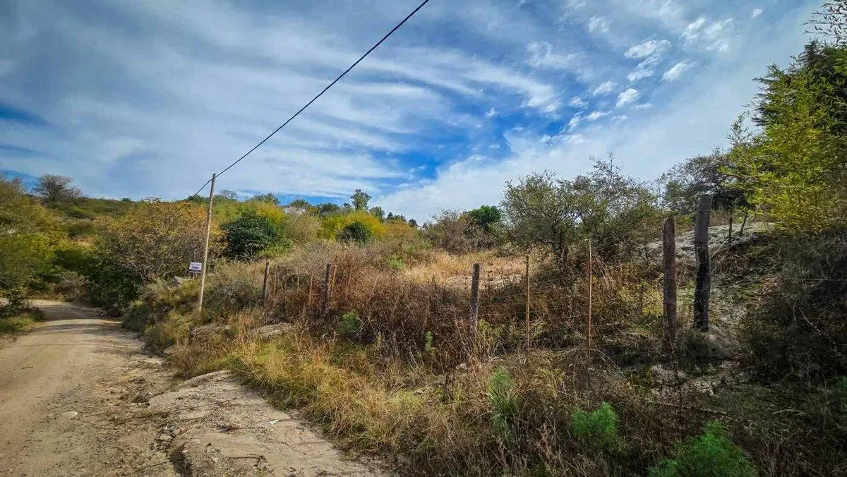 SE VENDE TERRENO DE 7.017 M² VILLA PARQUE SIQUIMAN 5