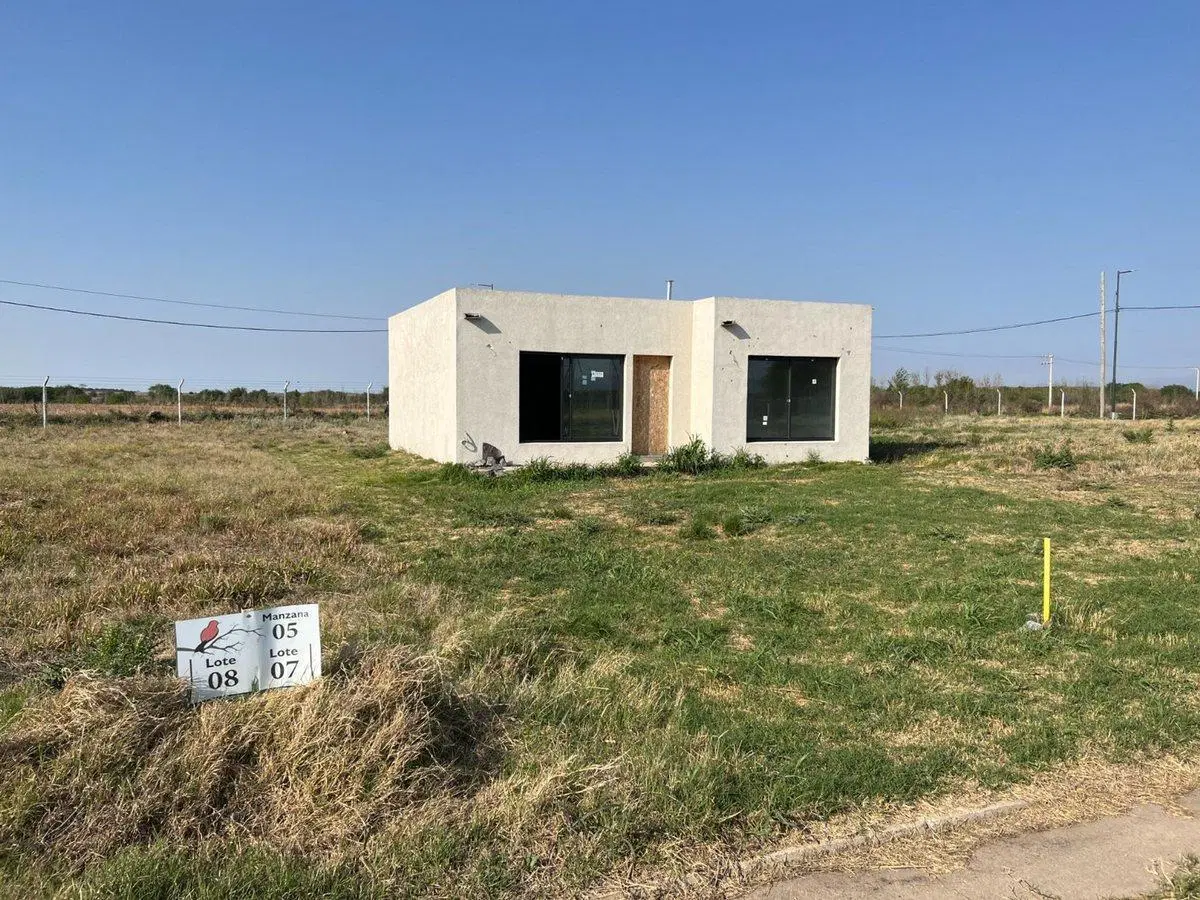 VENTA Casa a terminar Barrio Cerrado La Ernestina 3