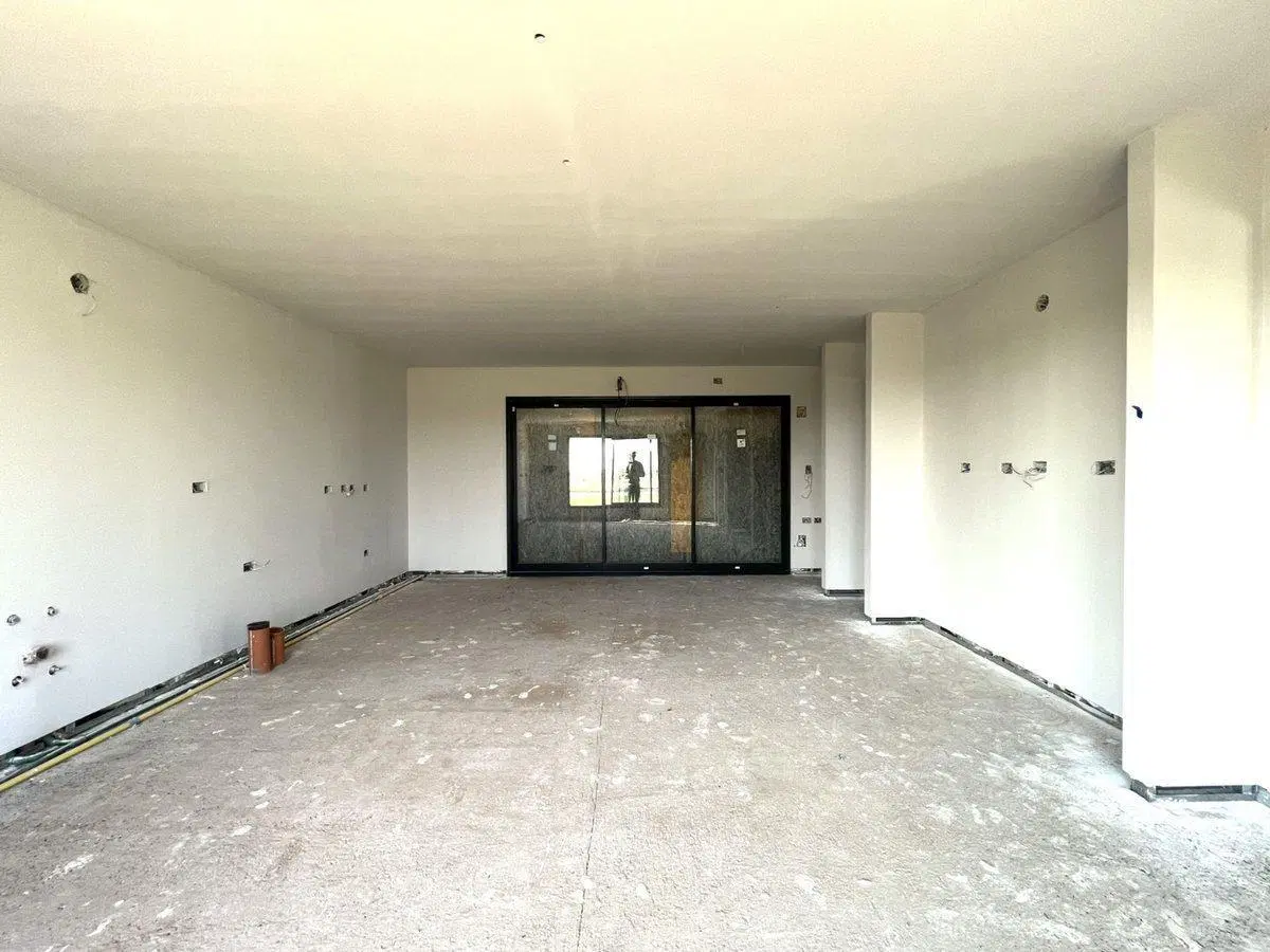VENTA Casa a terminar Barrio Cerrado La Ernestina 5