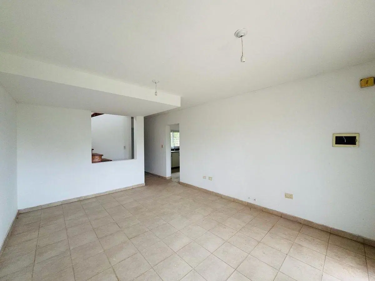 VENTA DUPLEX VILLA ALLENDE 3 Dorm Cochera Patio 5