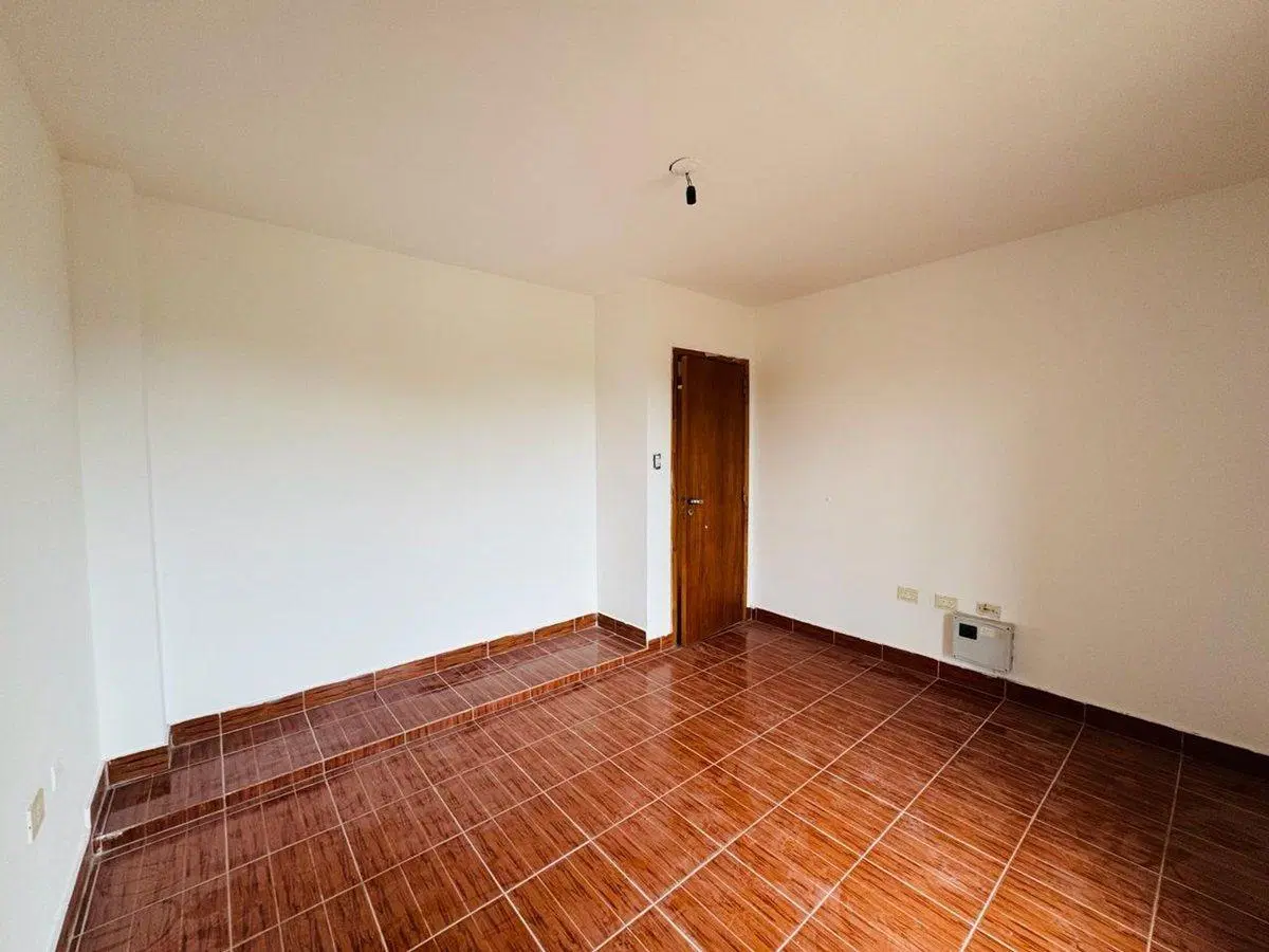 VENTA DUPLEX VILLA ALLENDE 3 Dorm Cochera Patio 4