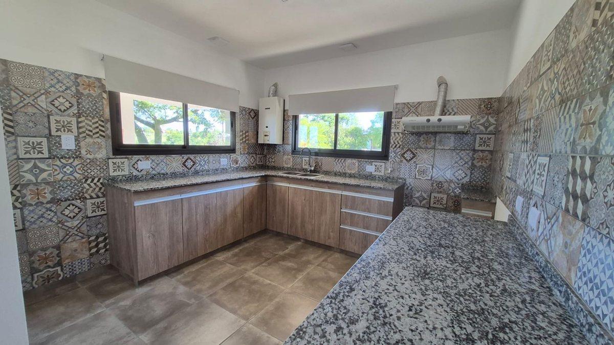 Foto de VENTA CASA DOS DORMIS TANTI, imagen 5