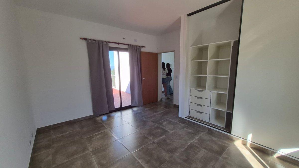 Foto de VENTA CASA DOS DORMIS TANTI, imagen 3