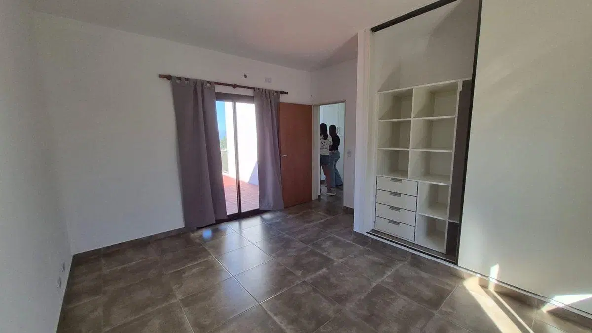 VENTA CASA DOS DORMIS TANTI 3
