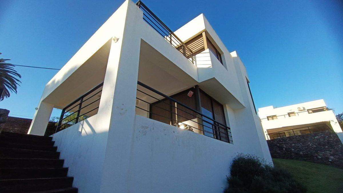 Foto de VENTA CASA 2 DORM PILETA VILLA ALLENDE GOLF, imagen 3