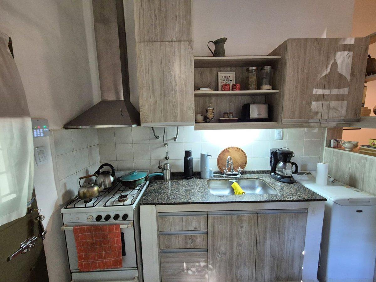 Foto de VENTA CASA 2D IMPEC CALLE PARAGUAY RIO CEBALLOS, imagen 1