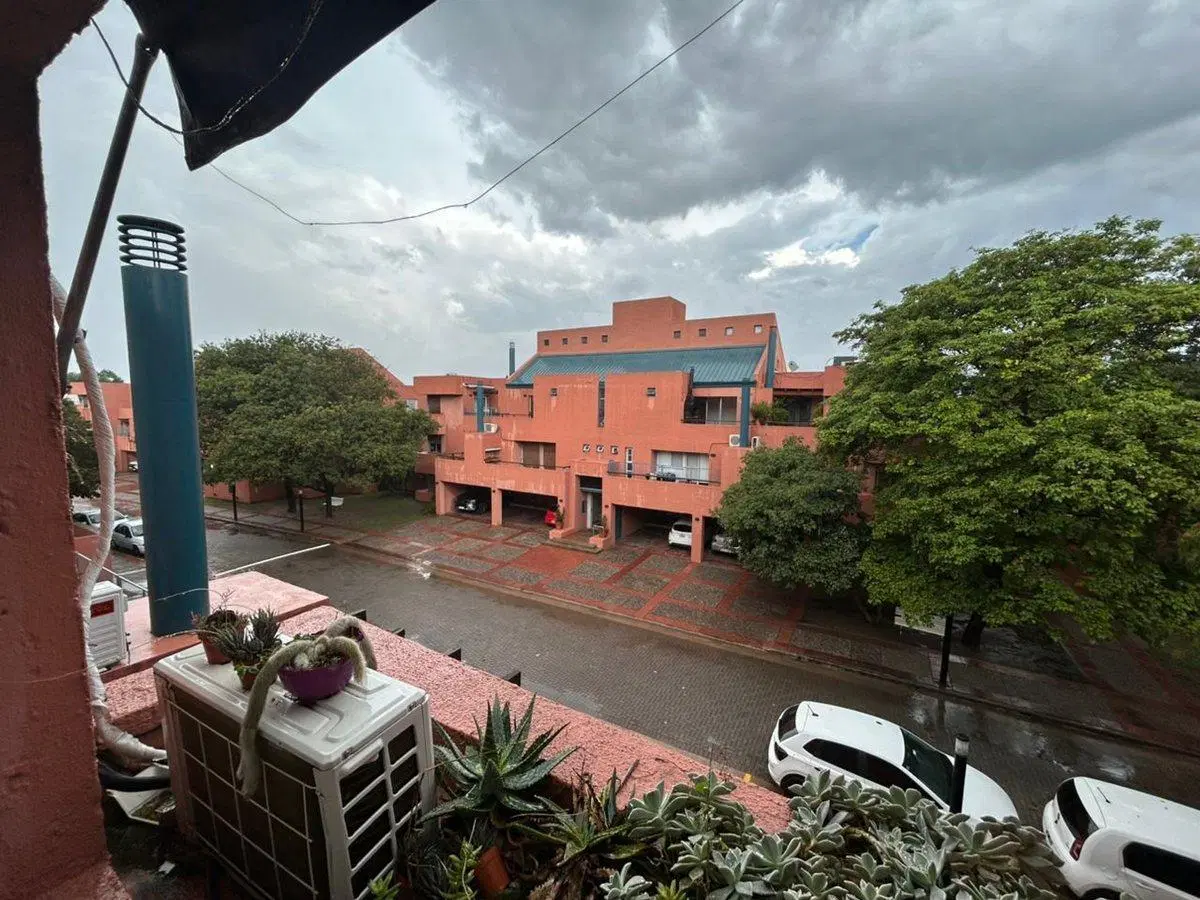 VENTA DEPTO 3 DORM CON COCHERA BARRIO JARDIN 8