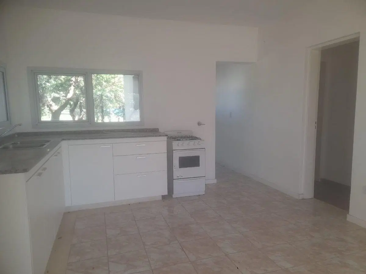 VENTA EXCLUSIVA CASA BELA VISTA 4 DORMITORIOS 5