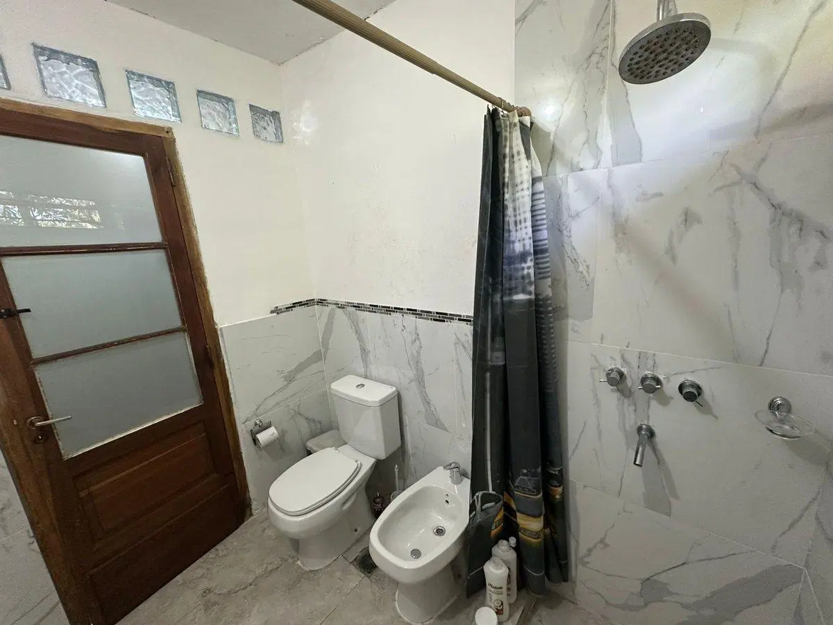 VENTA CASA 3 DORMITORIOS BARRIO EL CERRITO 5
