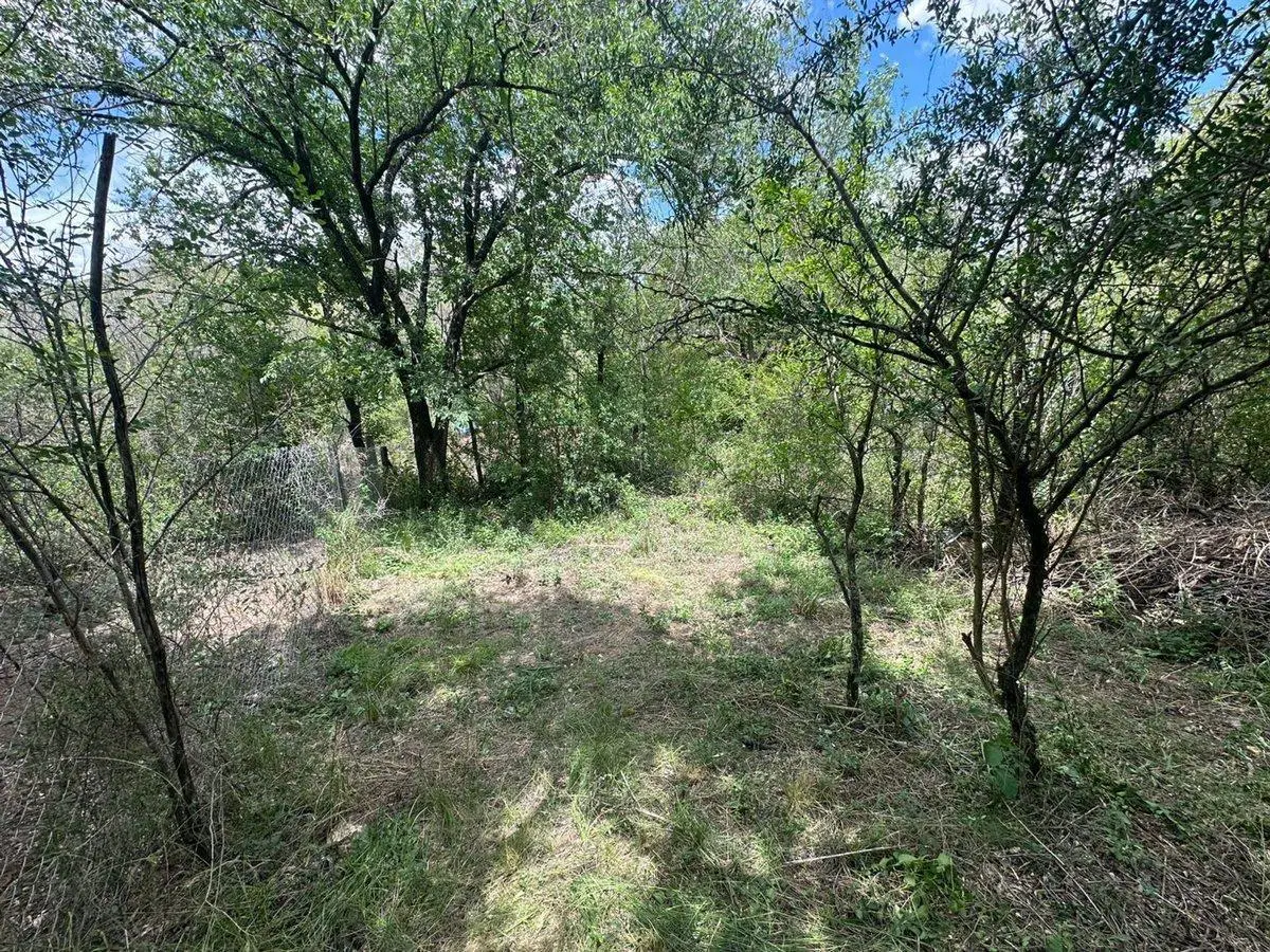 VENTA LOTE 1048MTS CON EDIFICACIÓN  CUESTA BLANCA 2