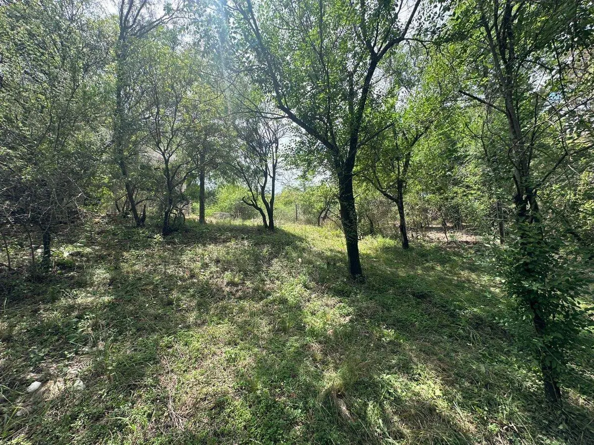 VENTA LOTE 1048MTS CON EDIFICACIÓN  CUESTA BLANCA 4