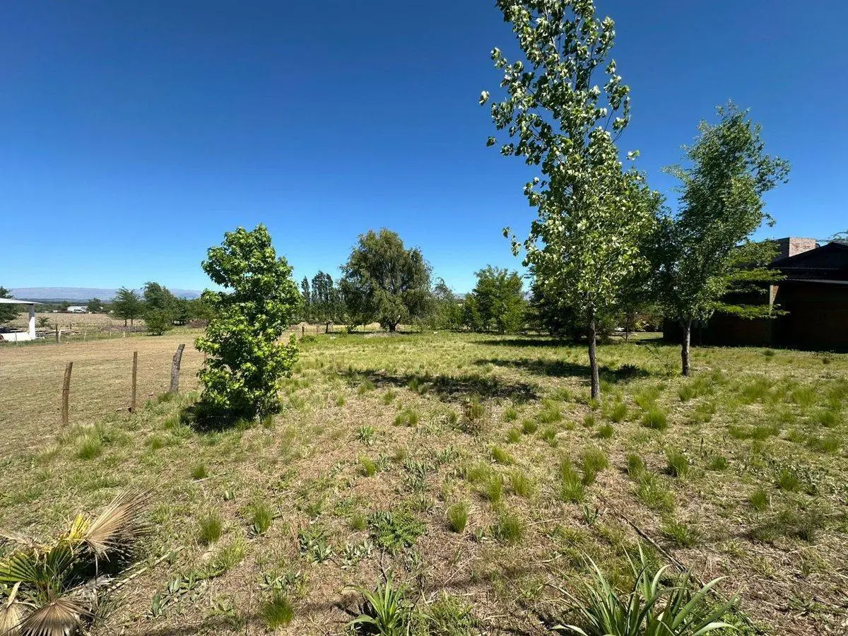 VENTA TERRENO 1000MTS EN LOS REARTES CBA 8