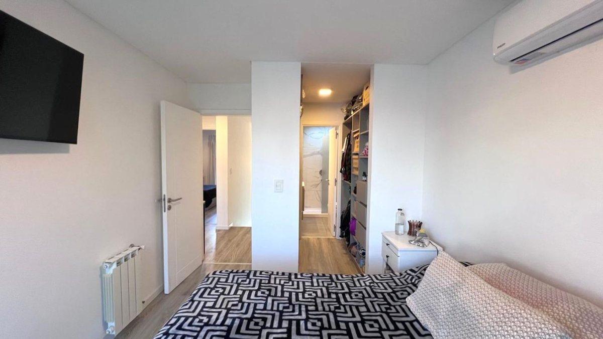 Foto de VENTA DUPLEX 3 DORM 3 BAÑ MIRADORES II MANANTIALES, imagen 2