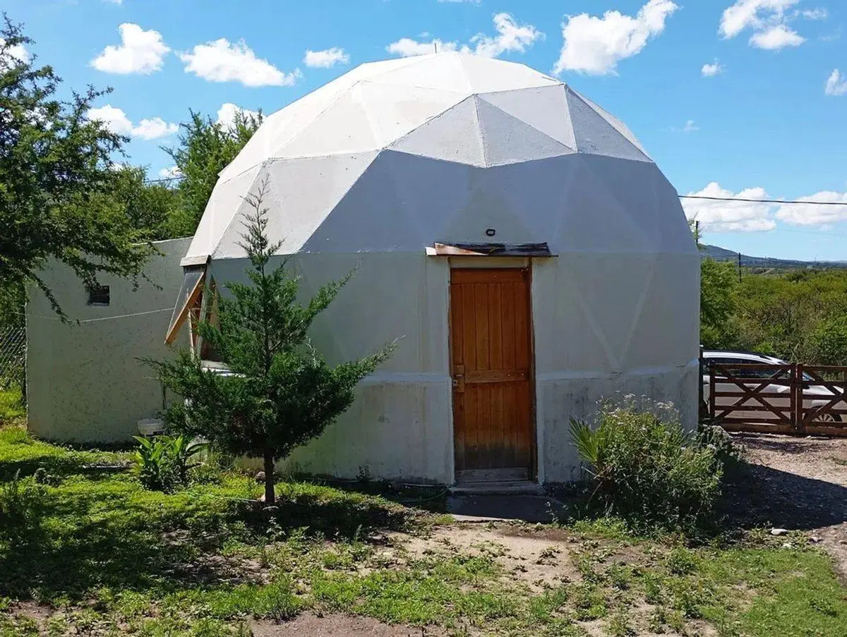VENTA CASA EN CAPILLA DEL MONTE 2