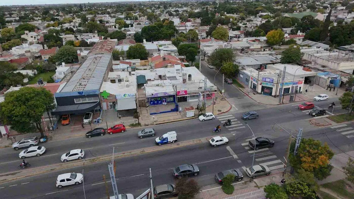 VENTA GALPON LOCAL COMERCIAL RENTABLE FUERZA AEREA 4