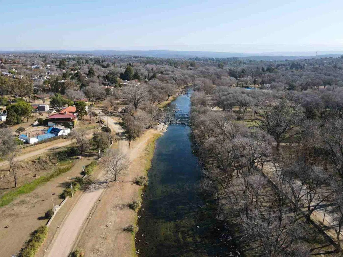 VENTA TERRENO  COSTANERA SANTA ROSA CALAMUCHITA 5