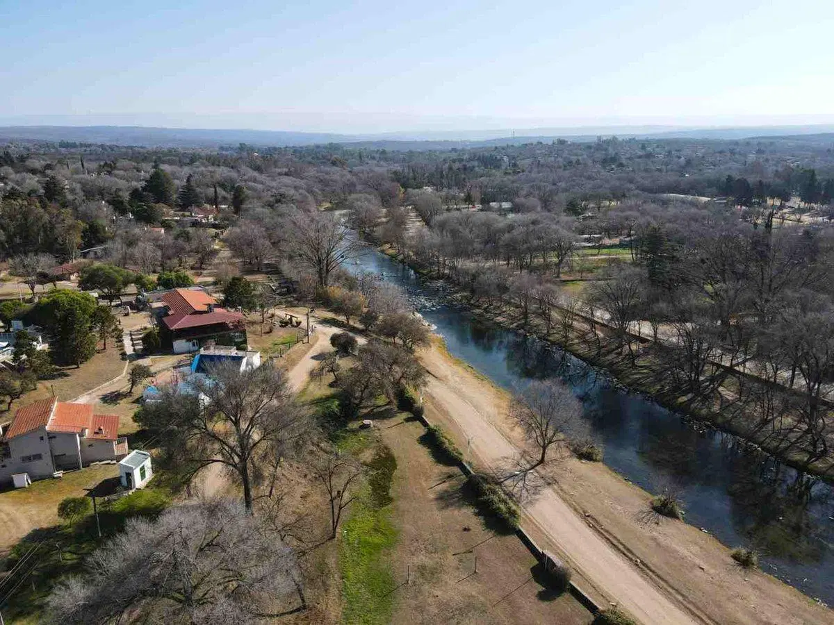 VENTA TERRENO  COSTANERA SANTA ROSA CALAMUCHITA 3