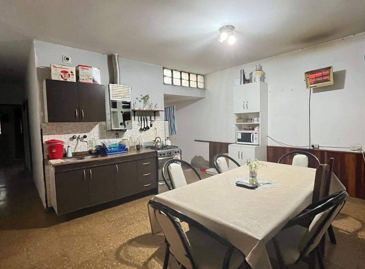 VENTA CASA 3 DORMITORIOS EN GUEMES