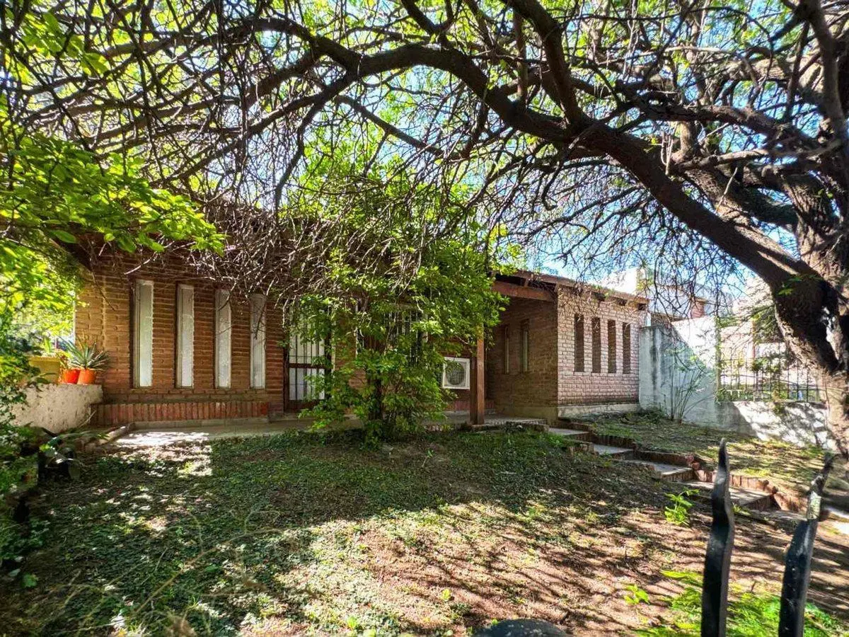 VENTA CASA ESQ 3 DORM GRAN PARQUE- SAN SALVADOR 5