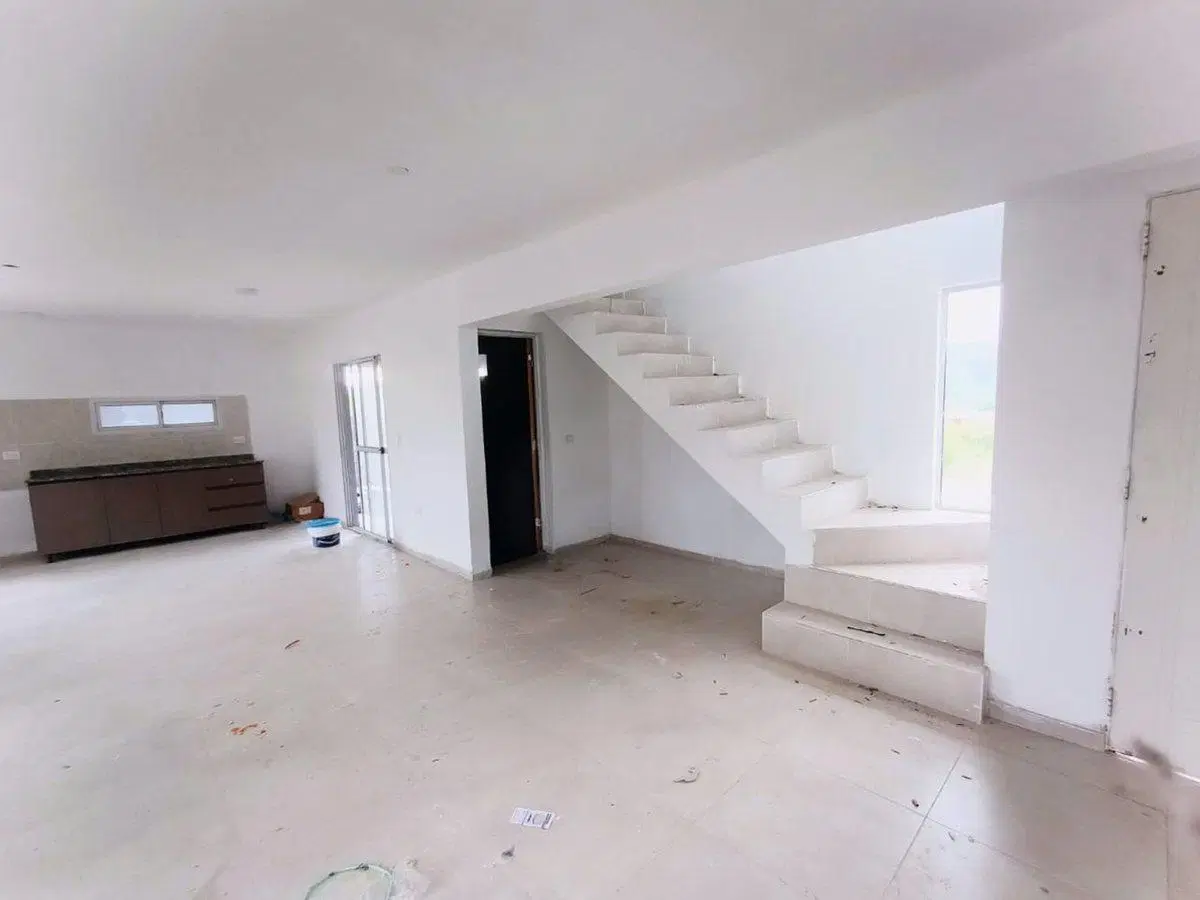 VENTA CASA TRES DORMITORIOS VILLA CARLOS PAZ 5
