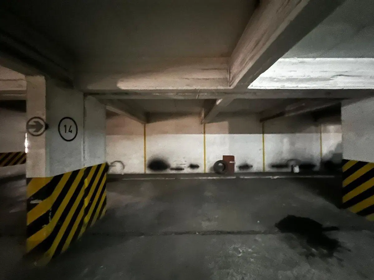 Venta 3 Cocheras zona Tribunales 4