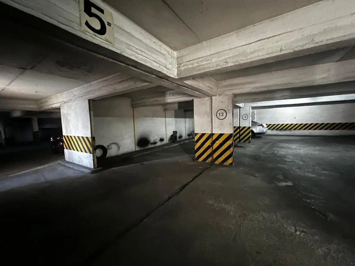 Venta Cochera zona Tribunales excelente ubicación 4
