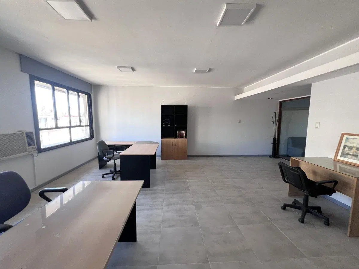 VENTA 98M2 DE OFICINAS COMERCIALES CENTRO 3
