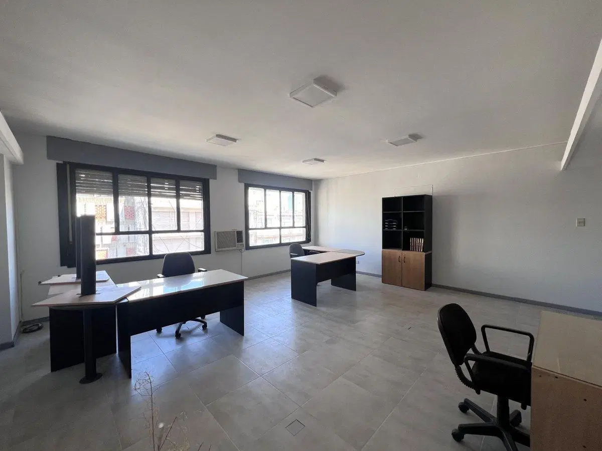 VENTA 98M2 DE OFICINAS COMERCIALES CENTRO 4