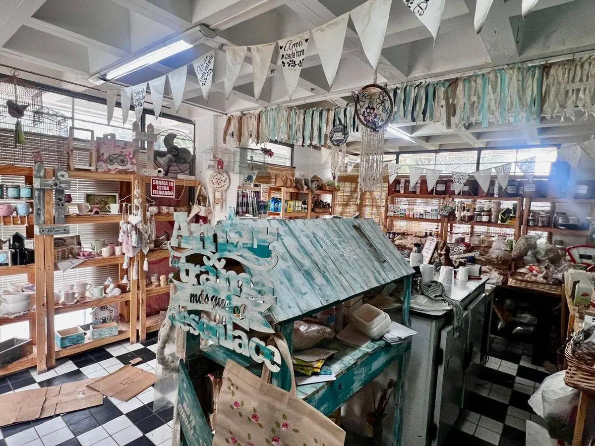 VENTA LOCAL COMERCIAL CHATEAU CARRERAS 4