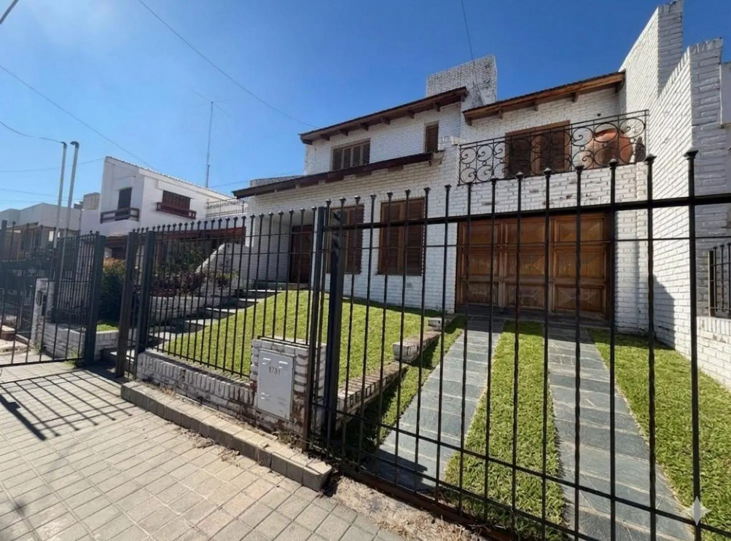 VENTA CASA 4 DORM BARRIO MAIPU 2A SECCION 2
