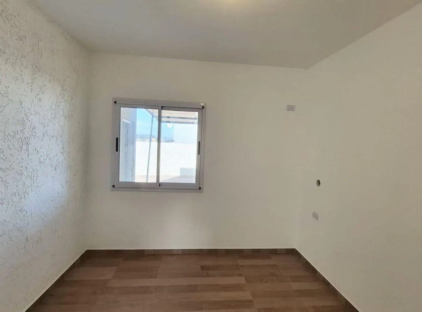 VENTA  DEPARTAMENTOS DE DOS DORMI SANTA CRUZ DEL 2
