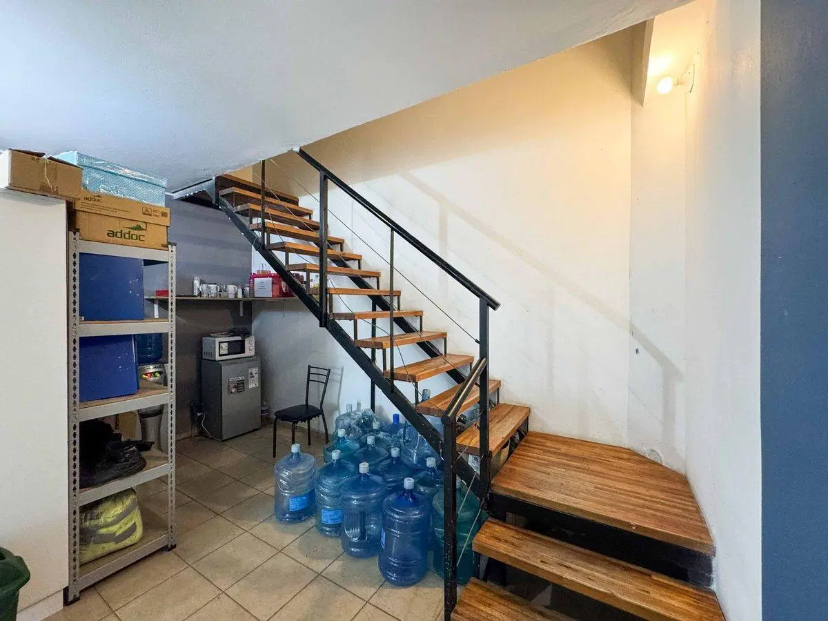 VENTA LOCAL COMERCIAL RECTA MARTINOLLI 4