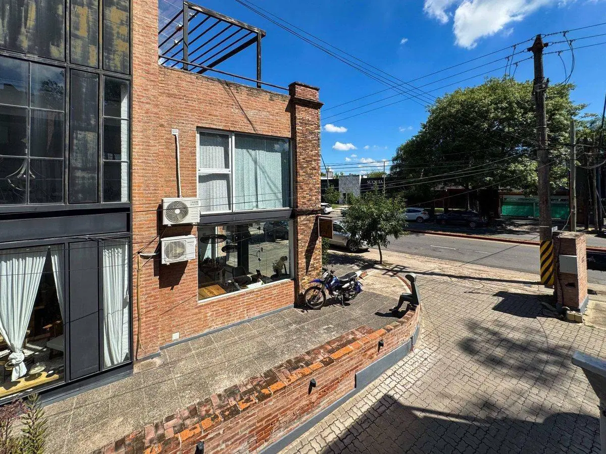 VENTA LOCAL COMERCIAL RECTA MARTINOLLI 4