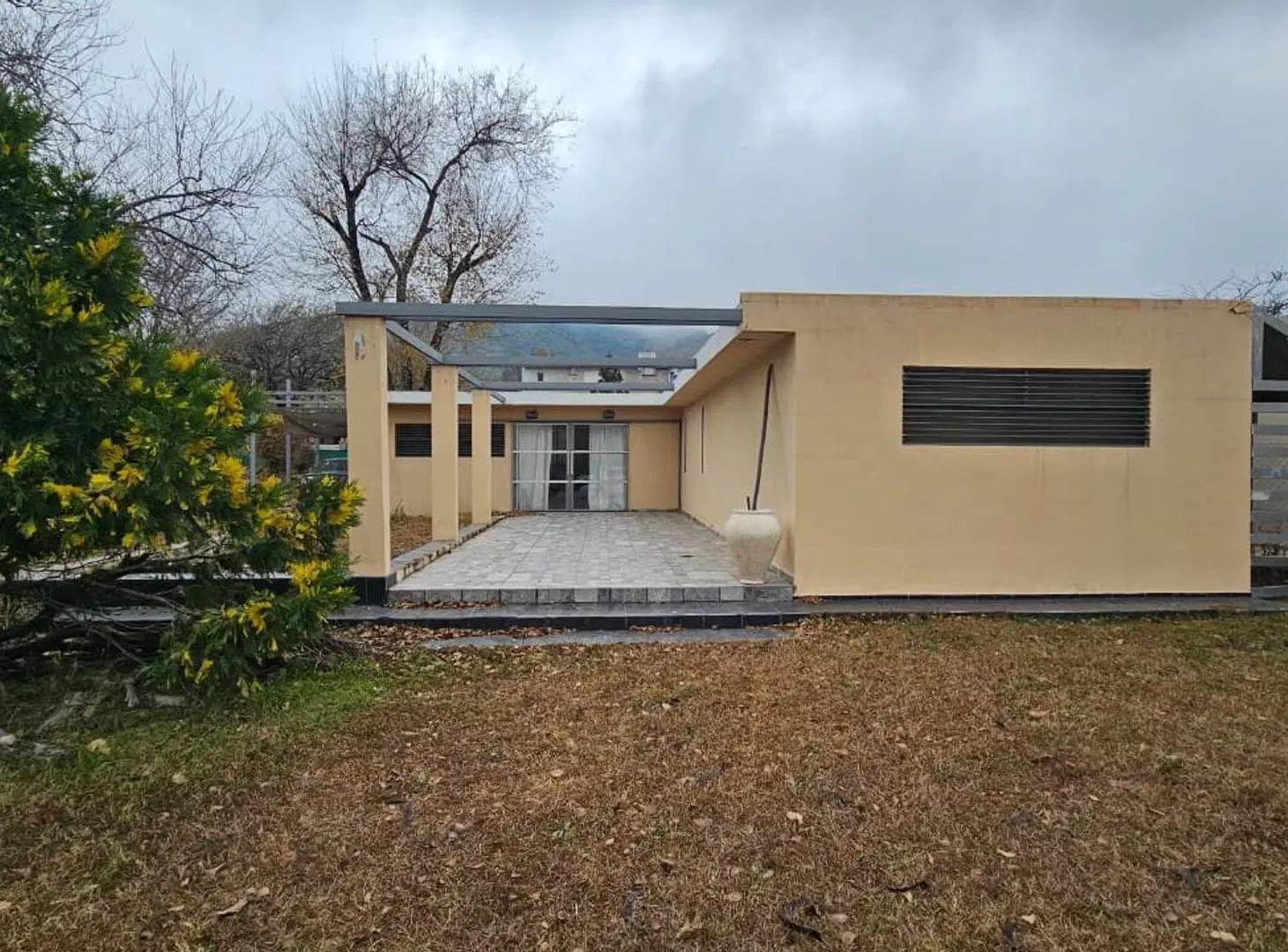 VENTA CASA 2 DORM CON PILETA EN EL DORADO 1 2