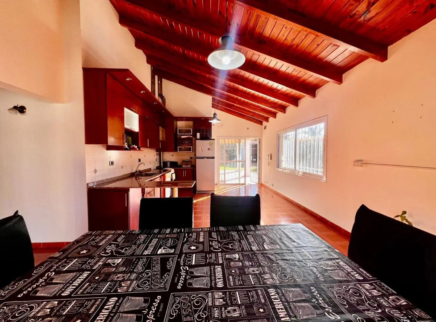 VENTA CASA  PILETA  QUINCHO EN COLONIA TIROLESA 4