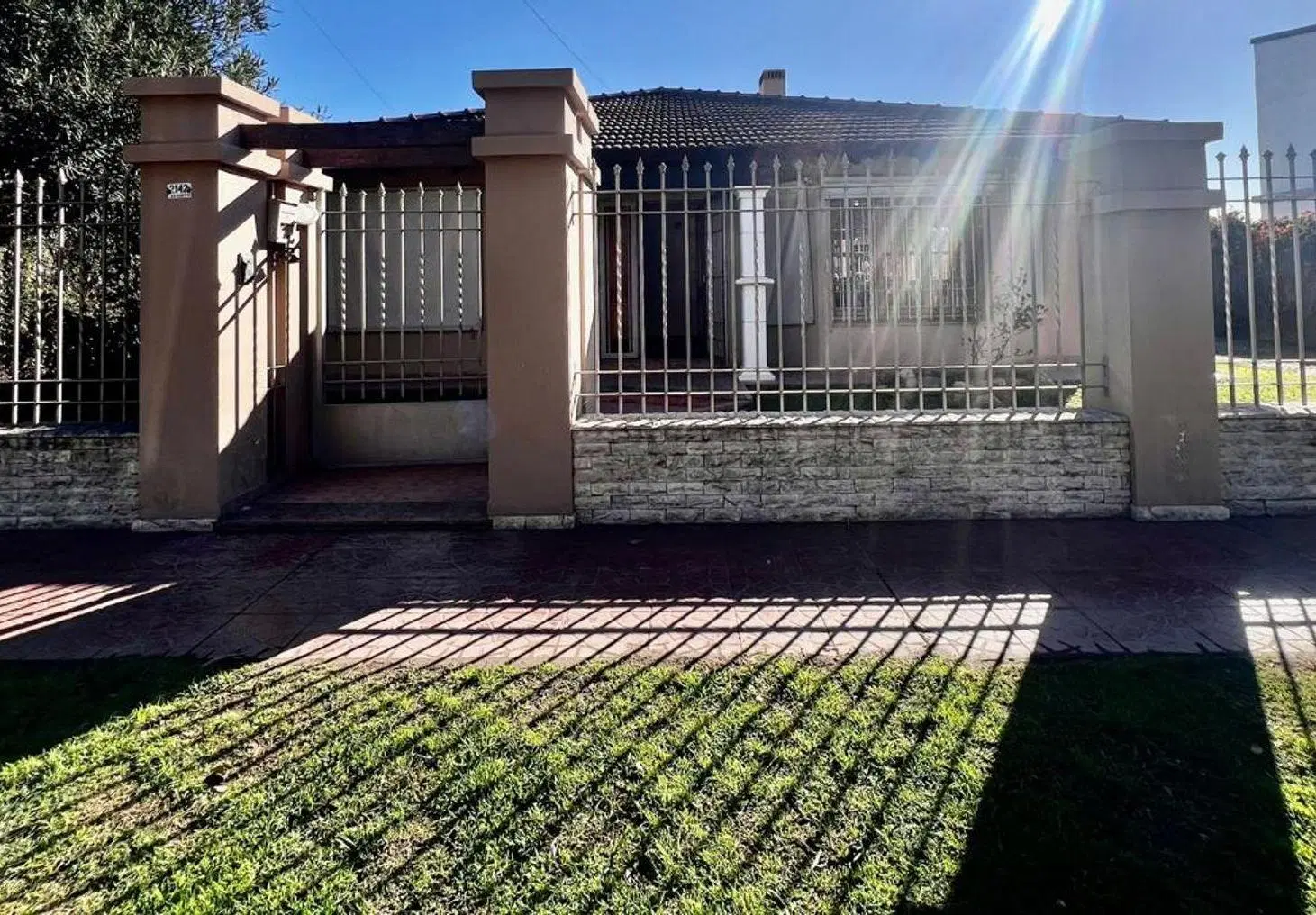 VENTA CASA  PILETA  QUINCHO EN COLONIA TIROLESA 5