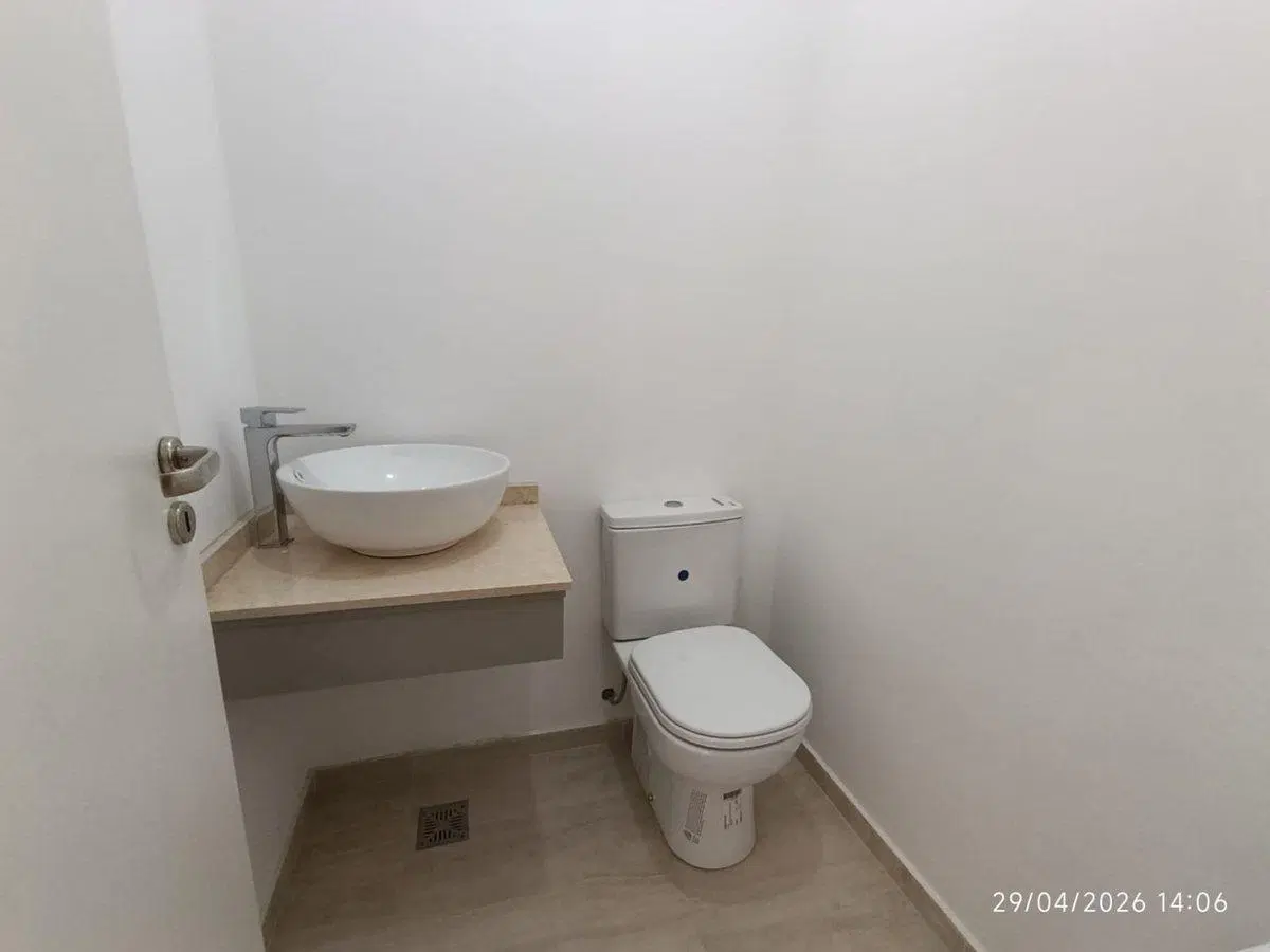 VENTA CASA A ESTRENAR 2 DOR Y ESC 3 BÑOS DOCTA CBA 4