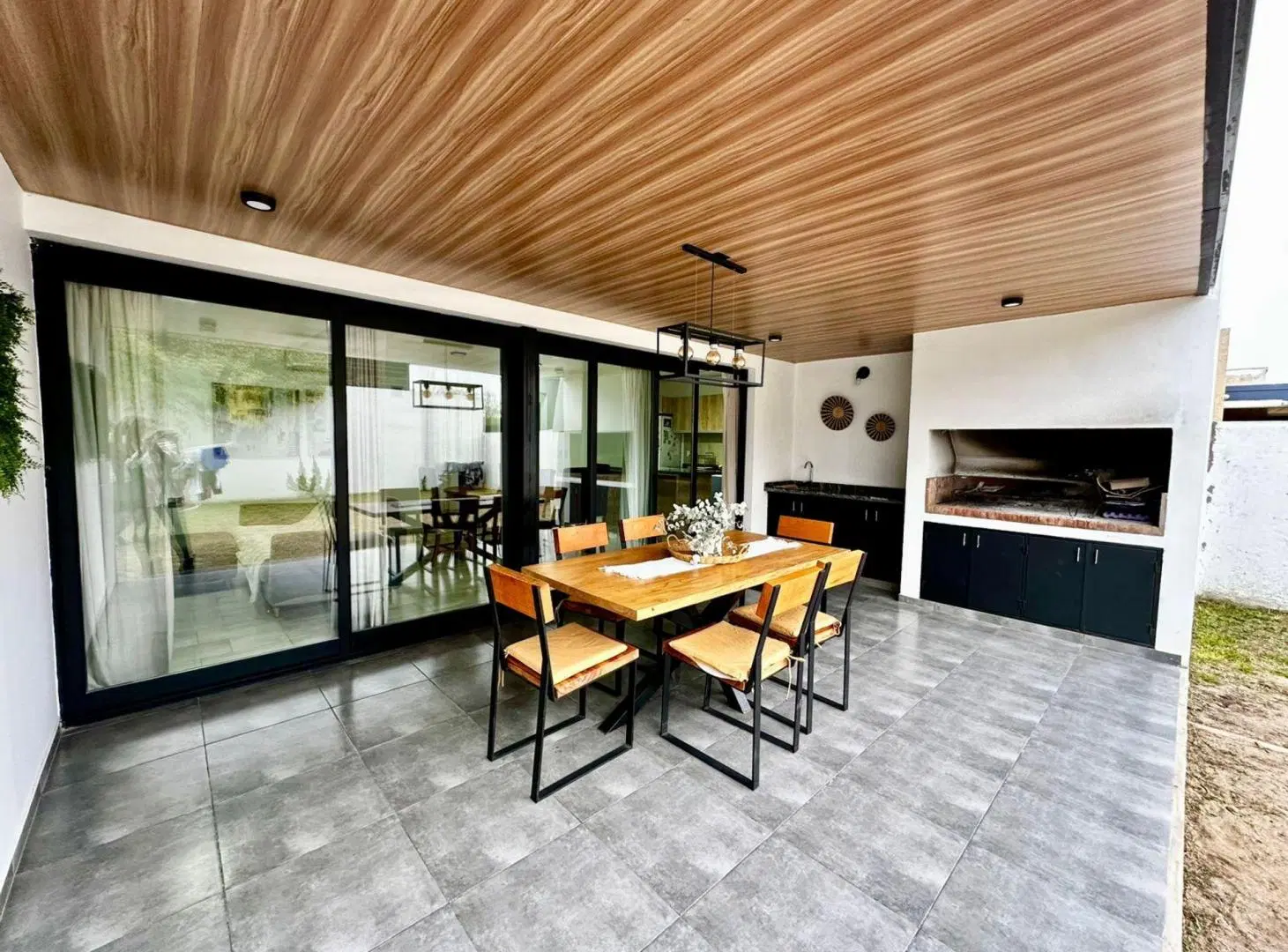 VENTA CASA DOCTA 4 DORMI, 1 EN PLANTA BAJA 5