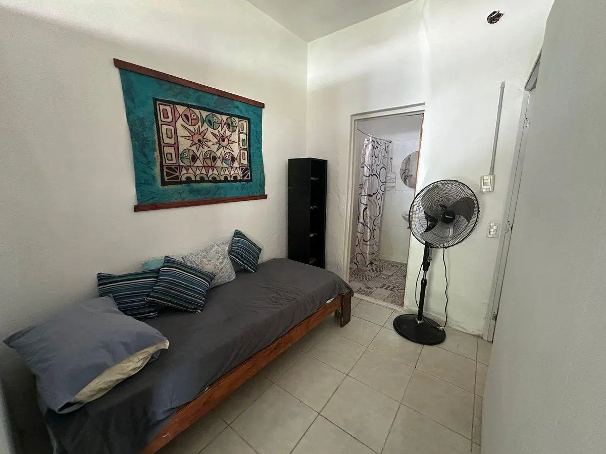 VENTA LOCAL, CASA Y DPTOS EN RUTA 14 MINA CLAVERO 8