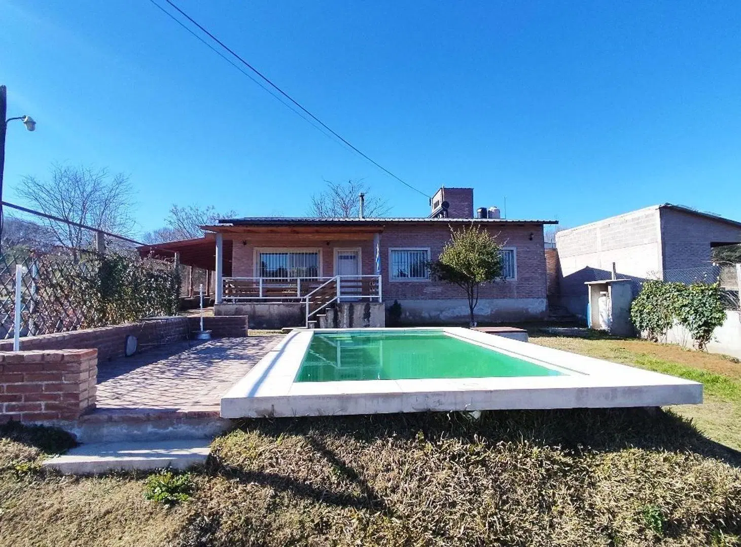 VENTA CASA 2 DORM PILETA ESCRITURA TANTI 8