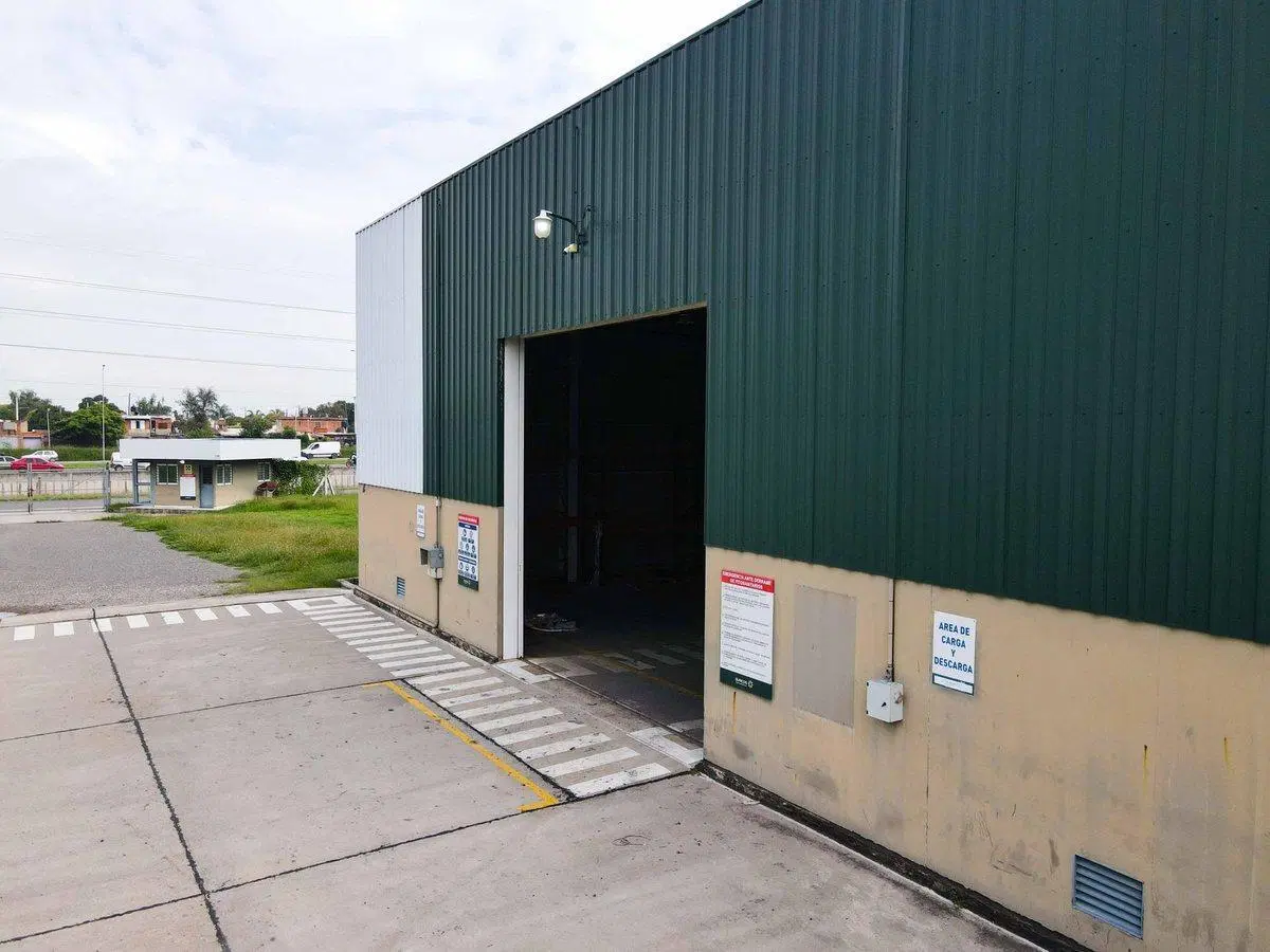 VENTA LOTE-GALPÓN-OFICINA SOBRE CIRCUNVALACIÓN 8