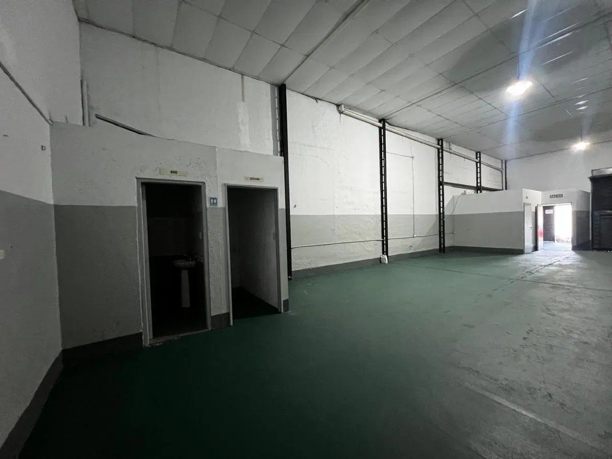 Venta galpon con local San Martin oport inv 5