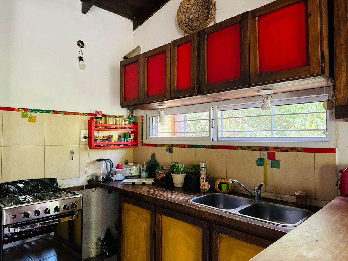Foto de VENTA CASA 3 DORM GRAN TERRENO SAN ANTONIO DE ARRE, imagen 3