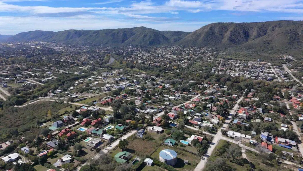 VENTA TERRENO CON MEJORAS SAN ANTONIO RÍO Y VISTA 3